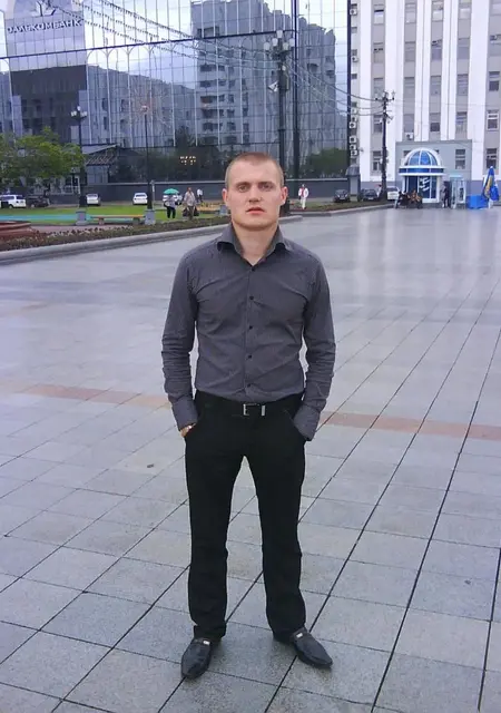 Вадим из Магадана, ищу на сайте знакомства без обязательств