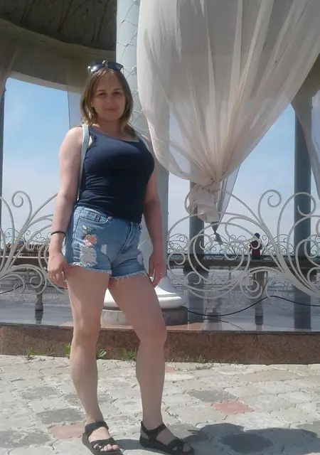 Мила из Хабаровска, ищу на сайте приятное времяпровождение