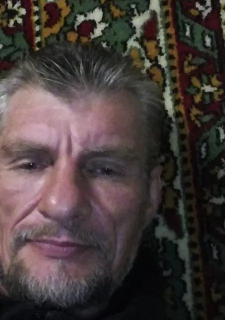 Я Владимир, 50, из Арзамаса, ищу знакомства на одну ночь