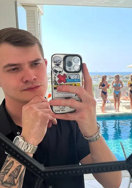 Я Тим, 25, из Краснодара, ищу знакомство для дружбы