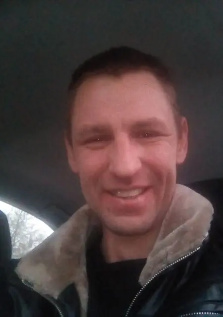 Михаил из Тулы, мне 43, познакомлюсь для приятного времяпровождения