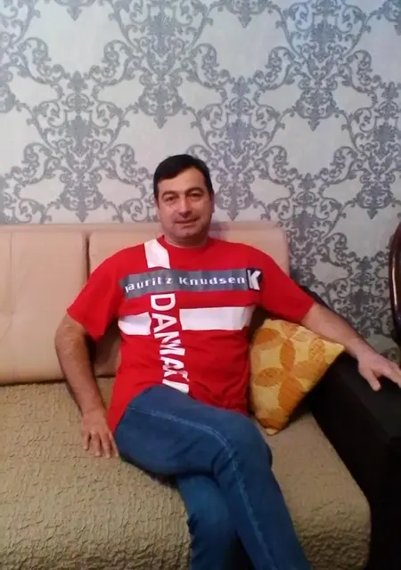 Я Евгений, 53, из Краснодара, ищу знакомство