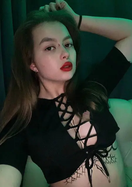 Я Aleksandra, 21, знакомлюсь для общения в Иркутске