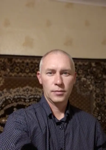 Я Денис, 46, из Курской, ищу знакомство для дружбы