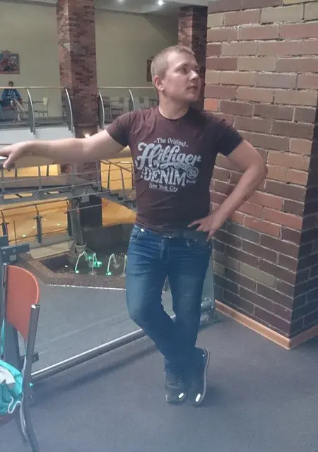 Я Мишаня, 32, знакомлюсь для вирта в Керчи