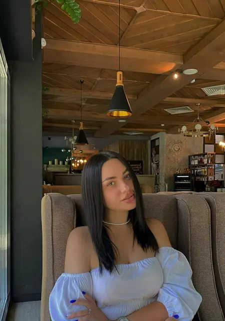 Я Вика, 25, знакомлюсь для общения в Воронеже