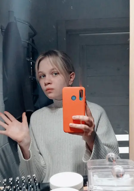 Я Алиса, 21, знакомлюсь для дружбы в Москве