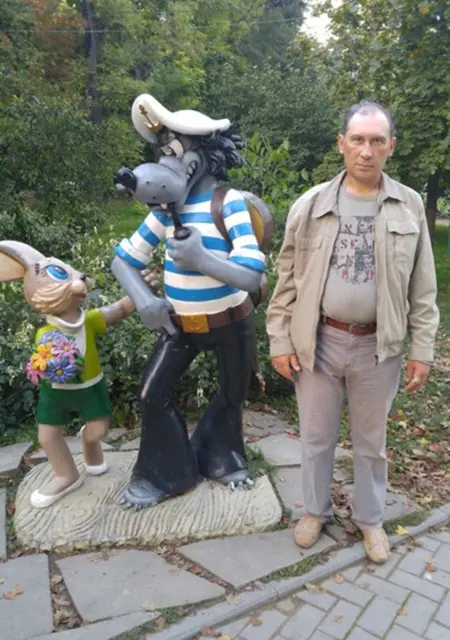 Я Олег, 51, из Таганрога, ищу знакомство для постоянных отношений