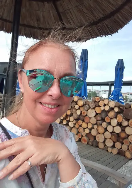 Лина из Москвы, ищу на сайте знакомства без обязательств