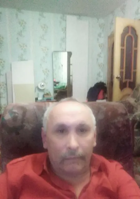 Гаяз из Томска, ищу на сайте знакомства на одну ночь