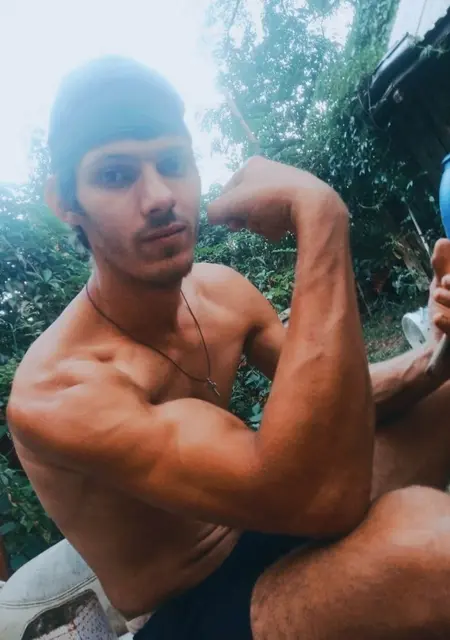 Макс из Советска, ищу на сайте знакомства без обязательств