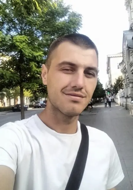 Я Дмитрий, 25, из Красноперекопска, ищу знакомства без обязательств