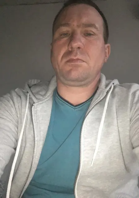 Я Евгений, 46, знакомлюсь без обязательств в Лабинске