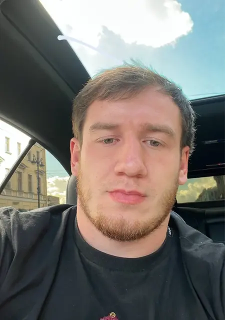 Шамиль из Шебекина, мне 26, познакомлюсь для совместных путешествий