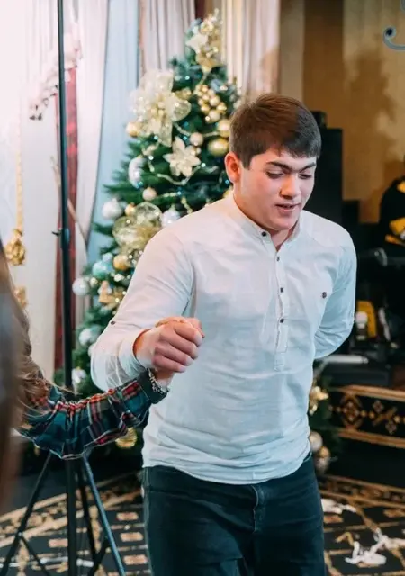 Галуст из Туапсе, мне 23, познакомлюсь для приятного времяпровождения