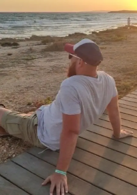 Евгений из Москвы, мне 39, познакомлюсь на одну ночь