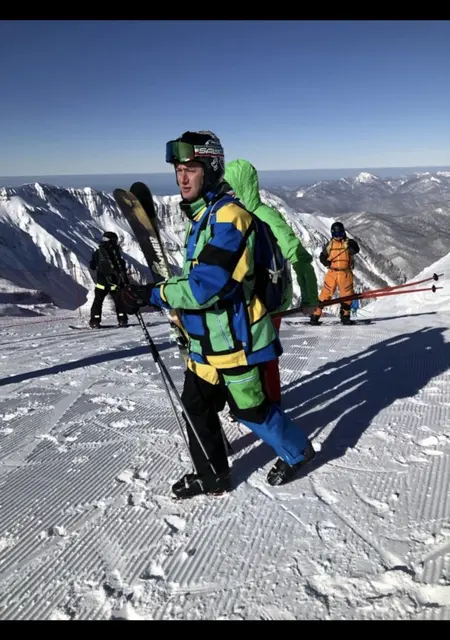 Я Игорь, 37, знакомлюсь на одну ночь в Пушкине