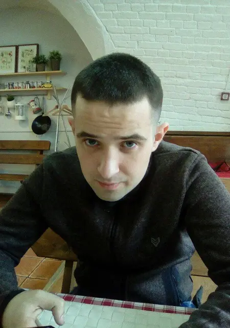 Я Сергей, 31, из Балтийска, ищу знакомства без обязательств