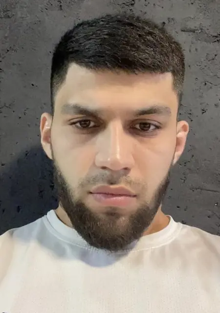 Я Халид, 26, из Парижа, ищу знакомства без обязательств