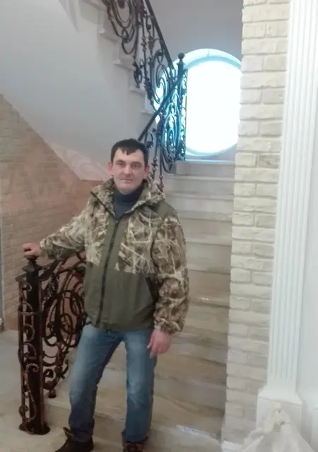 Михаил из Чайковского, мне 41, познакомлюсь на одну ночь