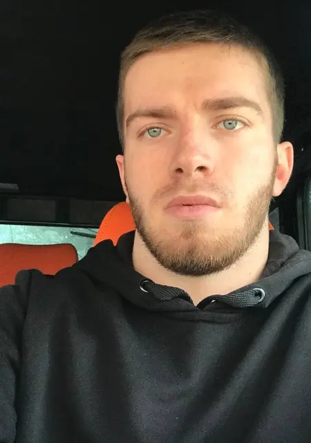 Георгий из Владикавказа, ищу на сайте знакомства на одну ночь