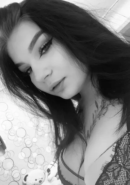 Диана из Тюмени, мне 20, познакомлюсь для постоянных отношений