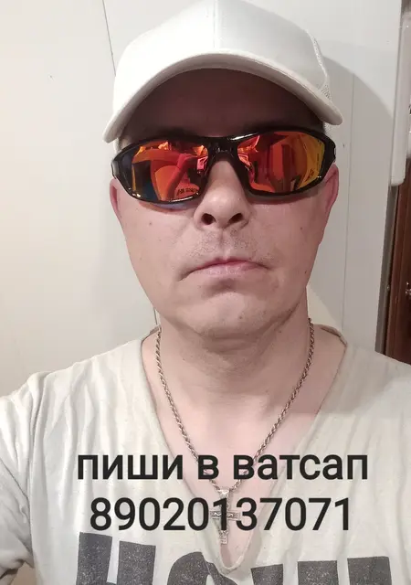 Я Михаил, 45, из Черногорска, ищу знакомства на одну ночь