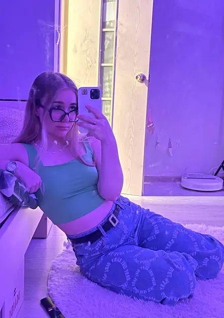 Я Ria, 20, из Ижевска, ищу знакомство для дружбы