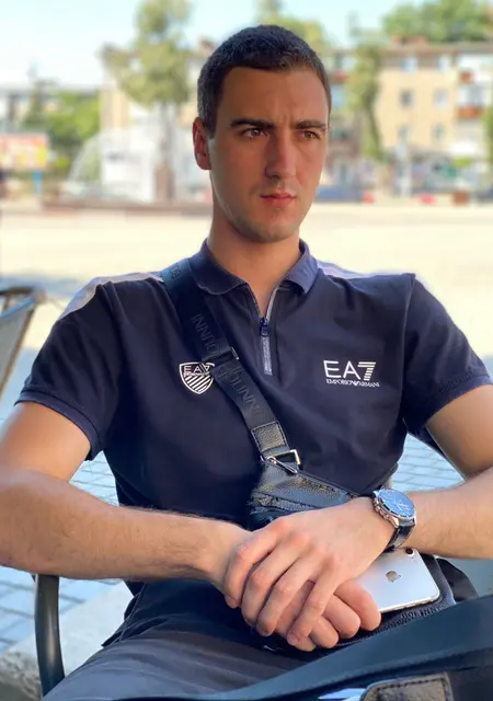 Кирилл из Магадана, мне 29, познакомлюсь для приятного времяпровождения