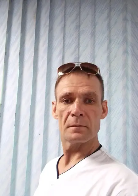 Я Андрей, 46, знакомлюсь на одну ночь в Воронеже