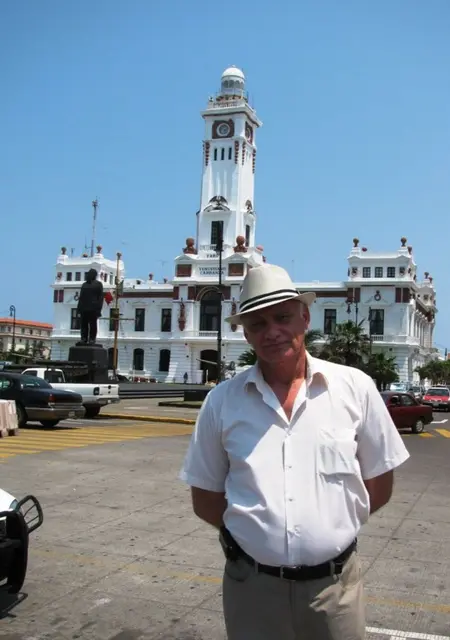 Сергей из Владивостока, ищу на сайте знакомства без обязательств