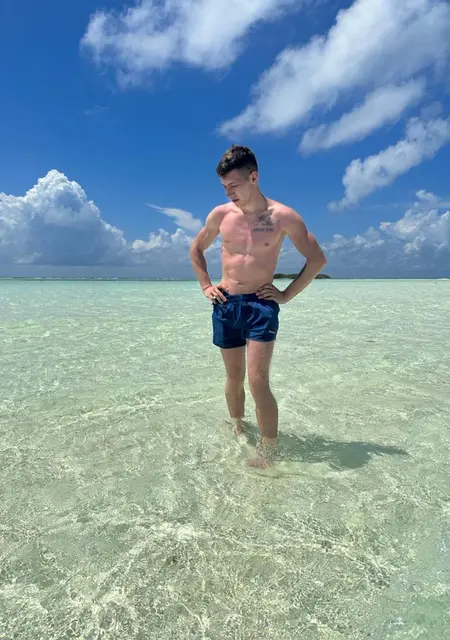 Я Максим, 27, из Воронежа, ищу знакомство для постоянных отношений