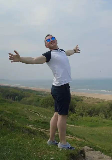 Я Алексей, 35, знакомлюсь для общения в Костомукше