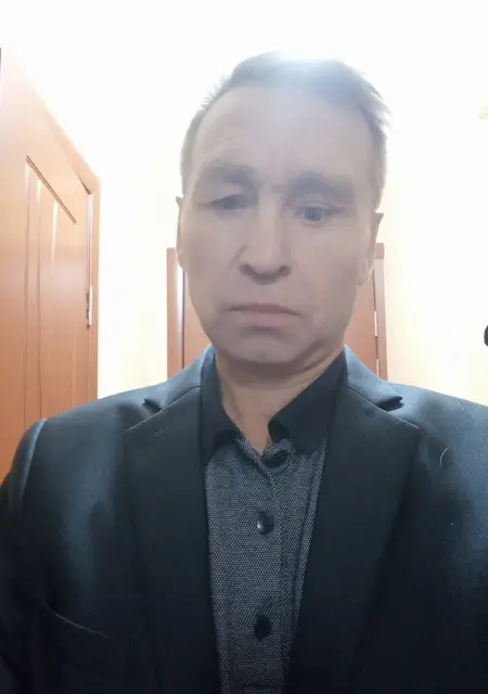 Я Александр, 56, из Чебоксар, ищу знакомства без обязательств