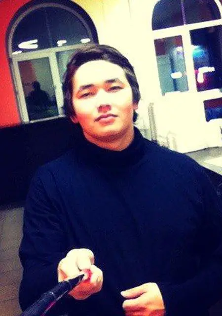 Адилет из Электростали, мне 26, познакомлюсь без обязательств