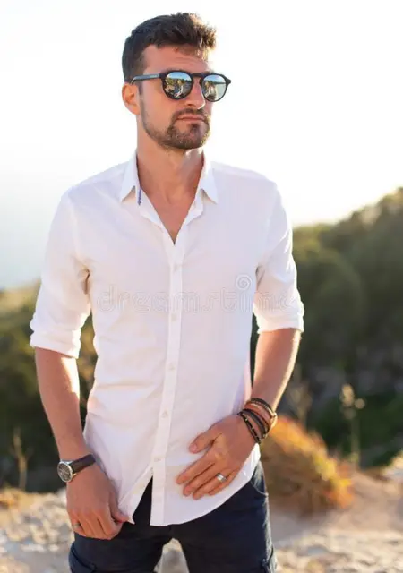 Илья из Нижнего Новгорода, мне 22, познакомлюсь на одну ночь