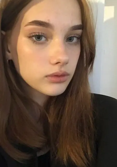 Rinaa из Перми, мне 19, познакомлюсь на одну ночь