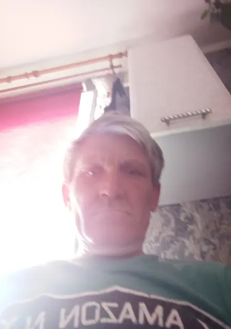 Я Anton, 60, из Сургута, ищу знакомства без обязательств