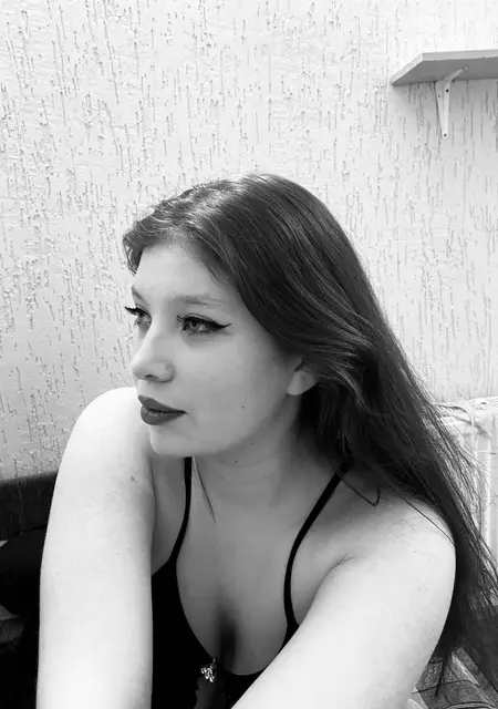 Я Алёна, 24, знакомлюсь на одну ночь в Евпатории