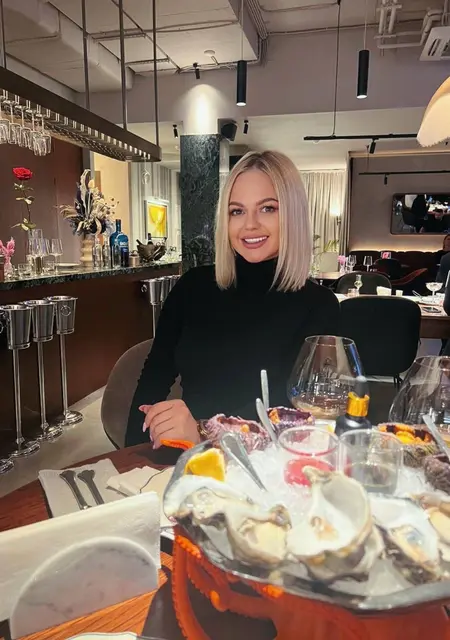 Я Наталья, 29, знакомлюсь на одну ночь в Санкт-Петербурге