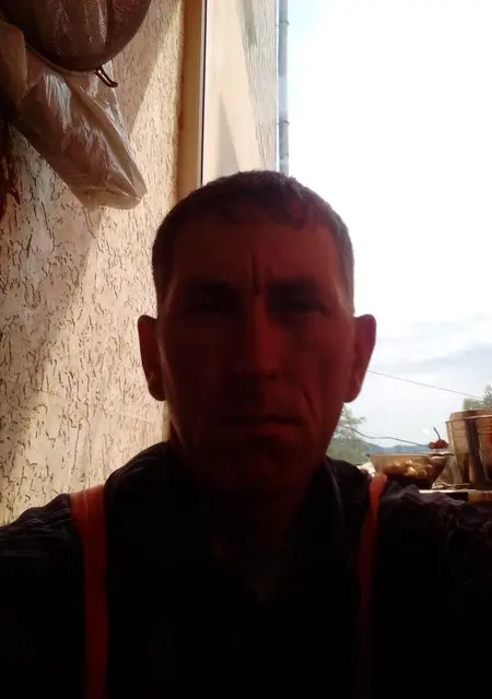 Андрей из Врангеля, мне 47, познакомлюсь без обязательств