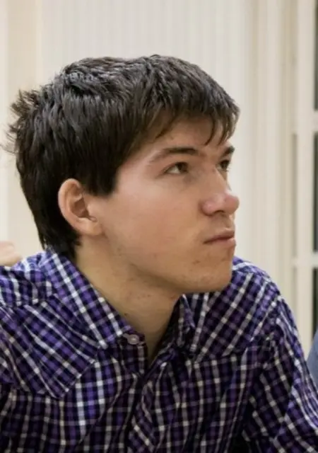 Антон из Томска, мне 28, познакомлюсь на одну ночь