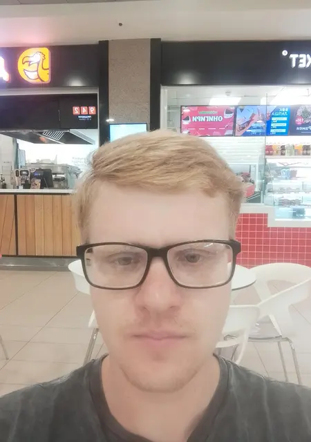 Я Павел, 24, из Орехово-Зуево, ищу знакомства без обязательств