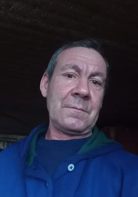 Андрей из Астрахани, мне 55, познакомлюсь для открытые отношения