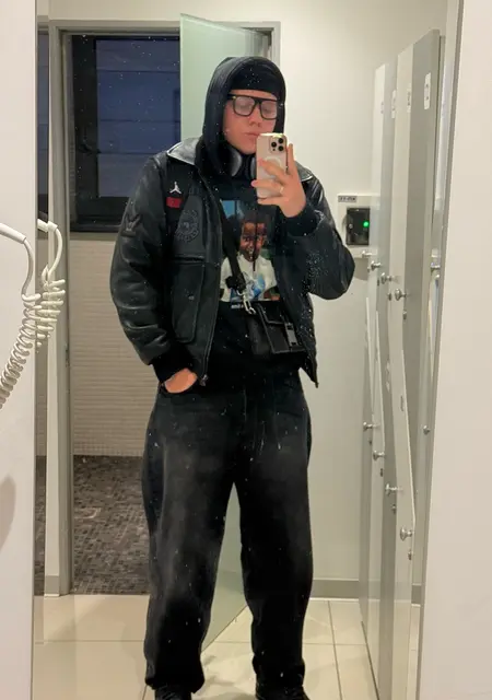 Иван из Москвы, мне 25, познакомлюсь для вирта