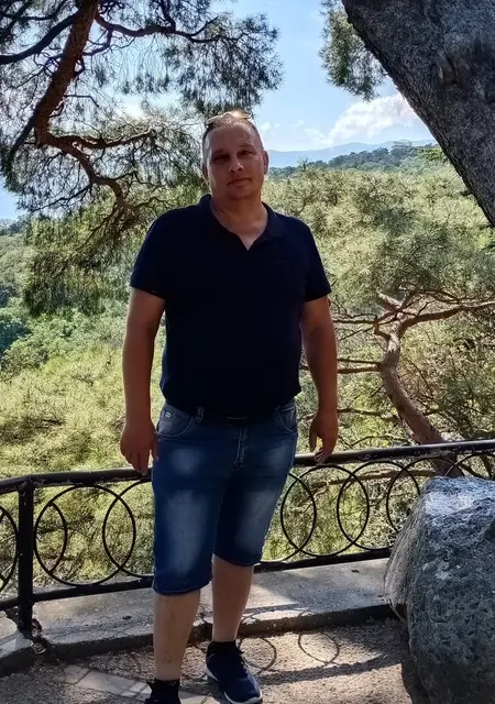 Я Вадим, 51, из Севастополя, ищу знакомства без обязательств