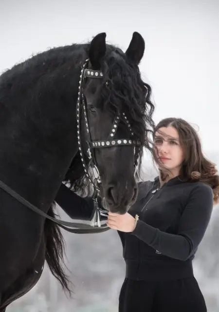 Я Карина, 34, знакомлюсь для постоянных отношений в Грозном