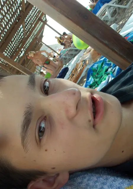 Даниил Елизаров из Усть-Лабинска, ищу на сайте приятное времяпровождение