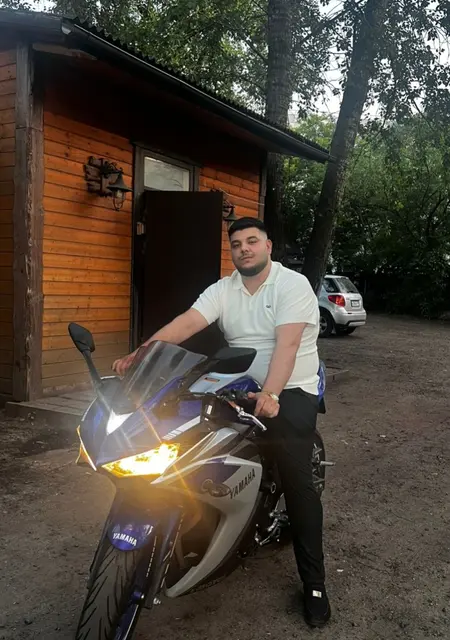 Tolik из Видного, ищу на сайте знакомства на одну ночь