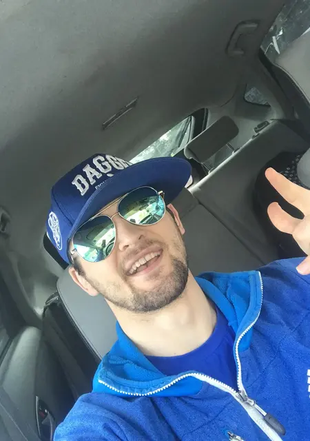 Спортсмен С Пресом из Владивостока, мне 29, познакомлюсь на одну ночь